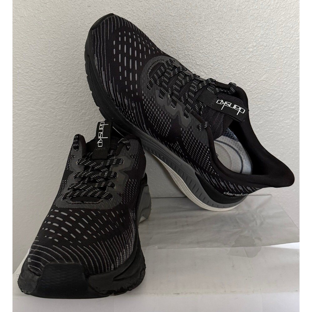 Dansko Women's Peony Mesh Black Walking Shoes Size 38 EU / 7.5-8 US